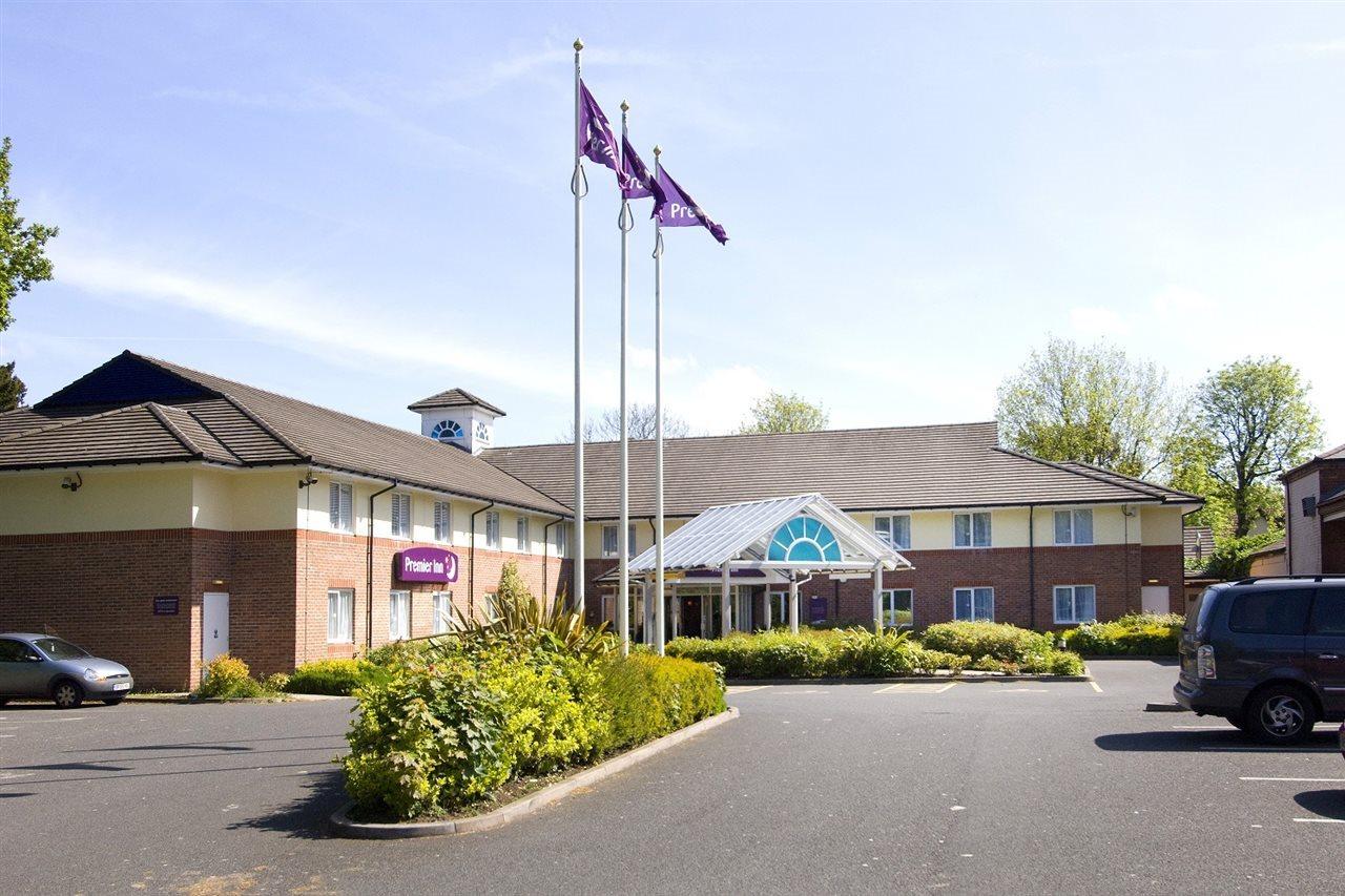Premier Inn Birmingham South - Hall Green Exterior foto